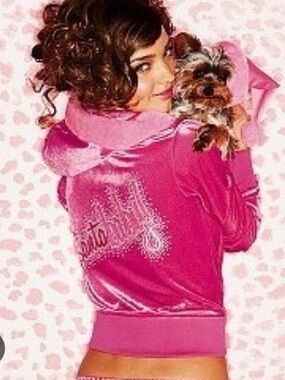 Y2K Victoria’s Secret Pretty Little Things Santa Baby Velour Hoodie Large